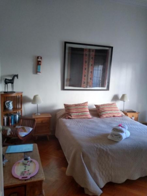 Отель Via Arriba B&B  Буэнос-Айрес